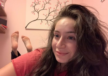 Photo nue de fuite OnlyFans de Goddessvalentinaaa