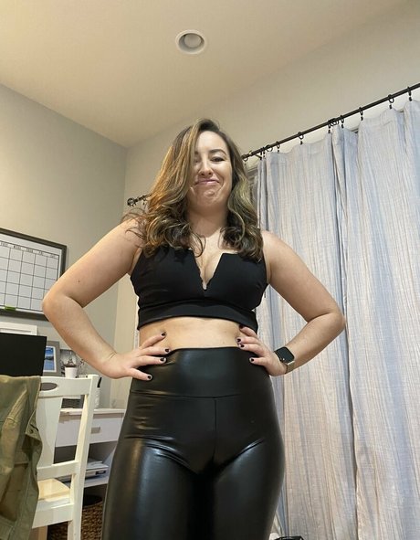 Photo nue de fuite OnlyFans de Breezybre