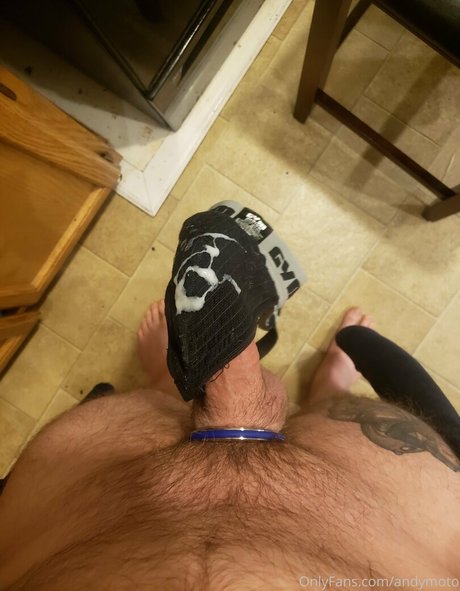 Photo nue de fuite OnlyFans de Andymoto
