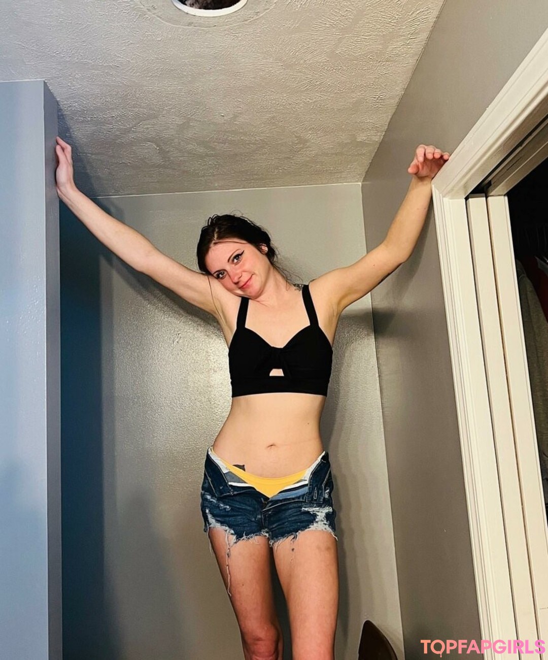 Photo nue de fuite OnlyFans de Mudslingintrainwreckvip #27 Photo nue de fuite OnlyFans de Mudslingintrainwreckvip #27