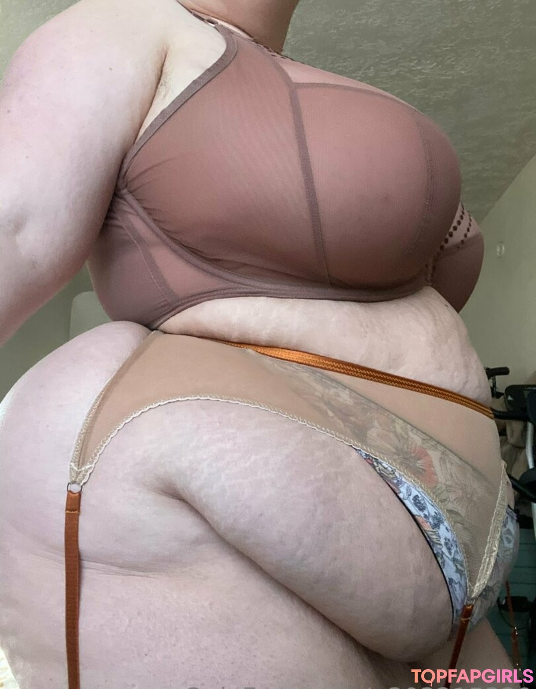 Photo nue de fuite OnlyFans de Bbwfrogprincess #18 Photo nue de fuite OnlyFans de Bbwfrogprincess #18