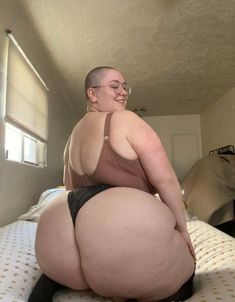 Bbwfrogprincess