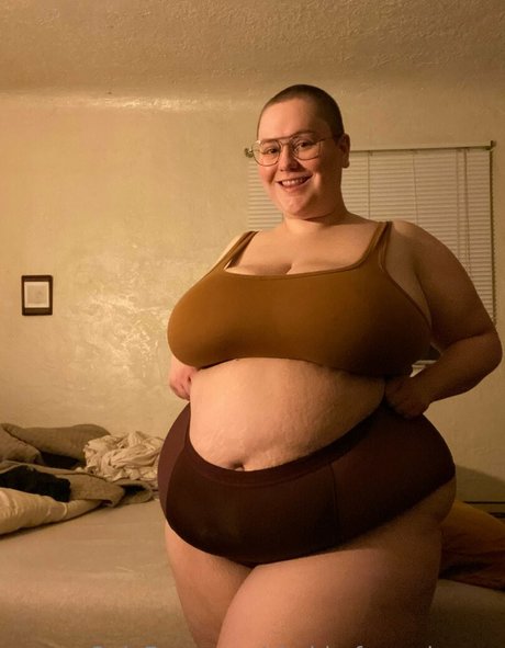 Photo nue de fuite OnlyFans de Bbwfrogprincess