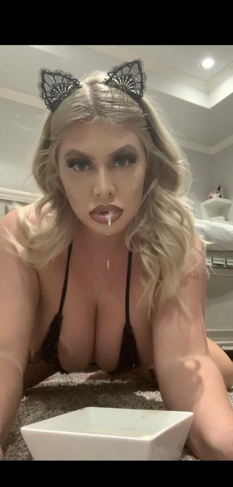 Photo nue de fuite OnlyFans de Austynmonroe