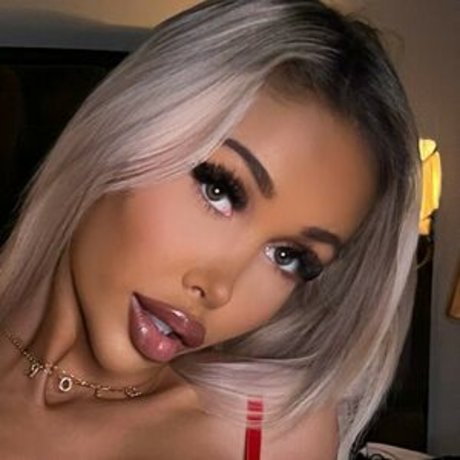 Photo nue de fuite OnlyFans de Caroline Nitter