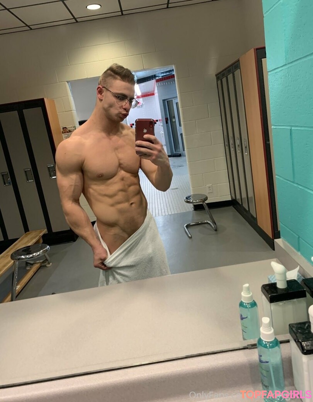 Photo nue de fuite OnlyFans de Creamygorilla #22 Photo nue de fuite OnlyFans de Creamygorilla #22