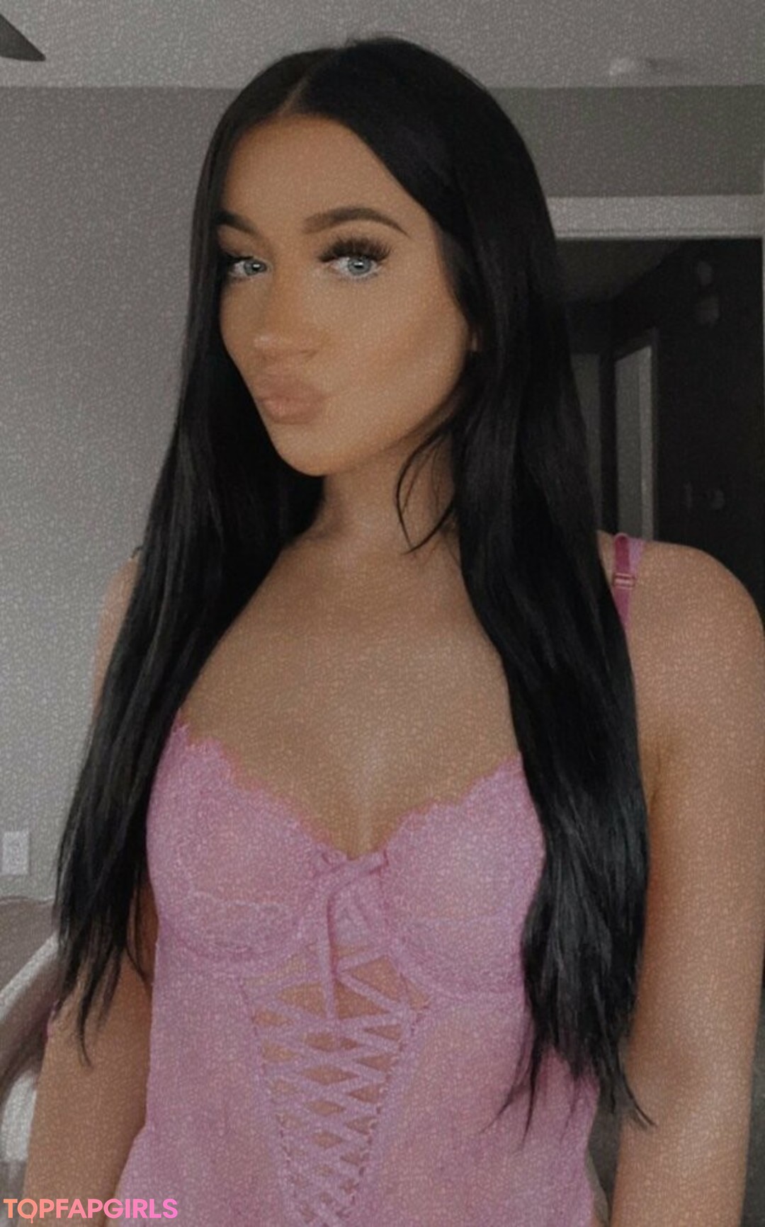 Photo nue de fuite OnlyFans de Baileybabbyy #14 Photo nue de fuite OnlyFans de Baileybabbyy #14