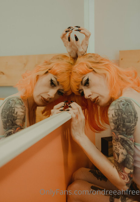 Photo nue de fuite OnlyFans de Ondreeahfree