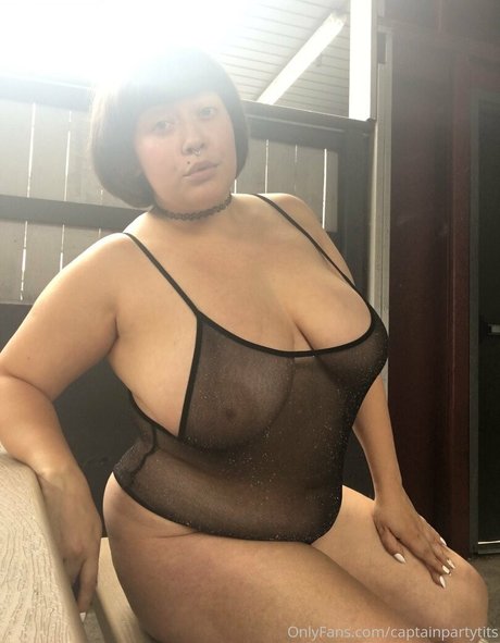 Captainpartytits