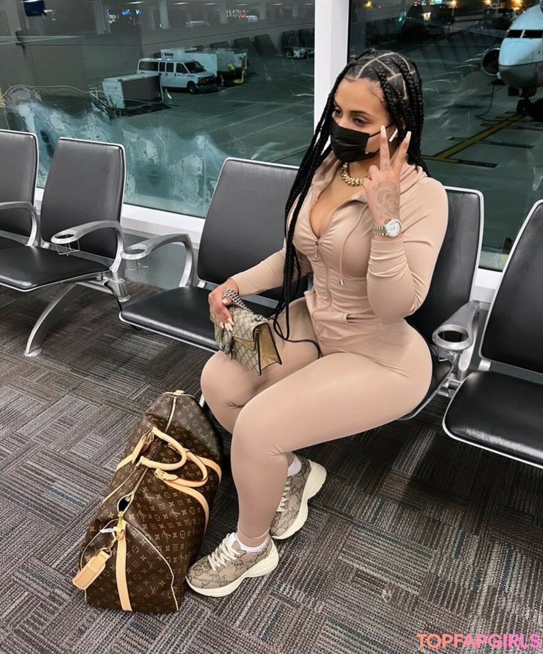 Photo nue de fuite OnlyFans de Princess A1naniee #26 Photo nue de fuite OnlyFans de Princess A1naniee #26