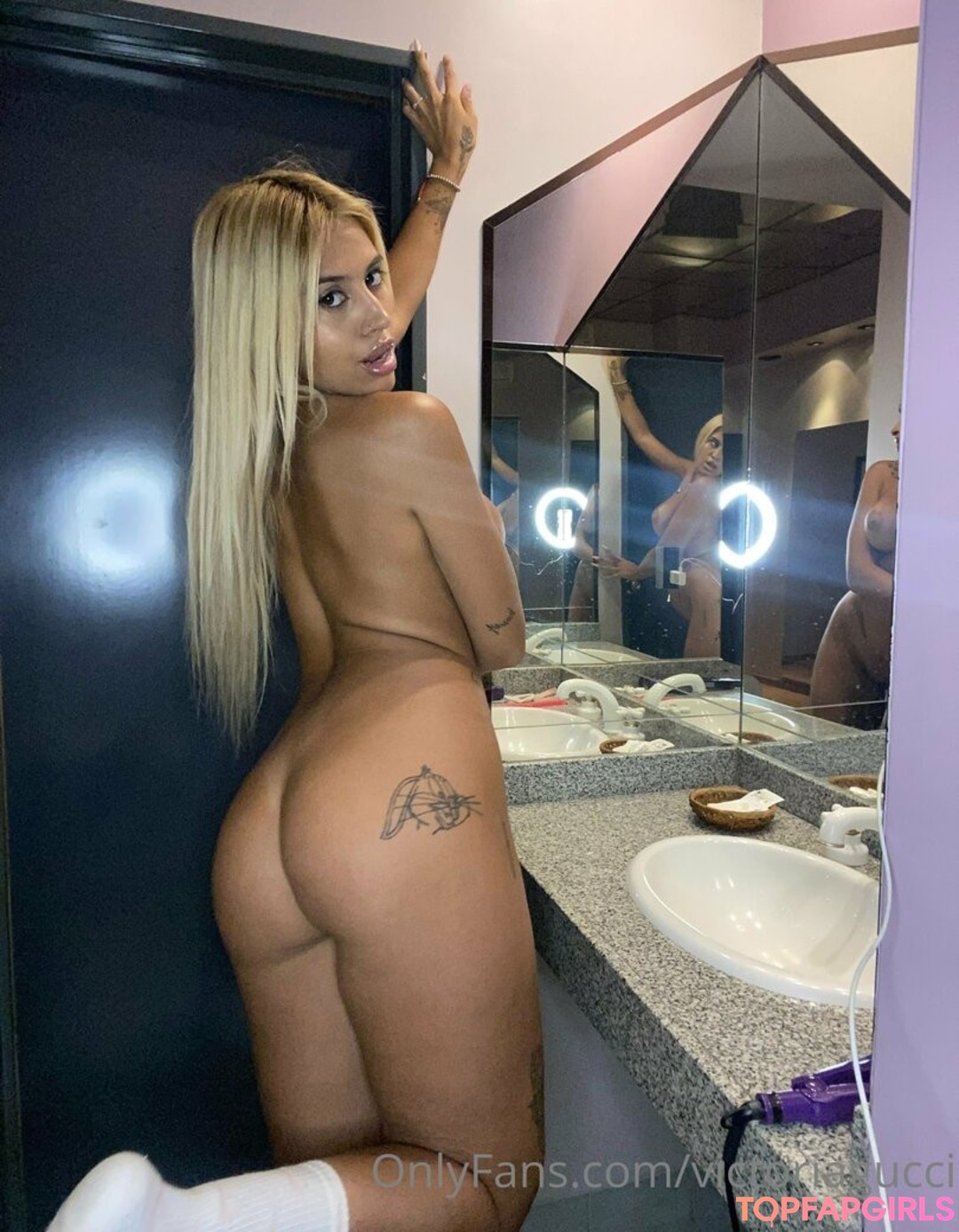 Photo nue de fuite OnlyFans de Victoriagucci #110 Photo nue de fuite OnlyFans de Victoriagucci #110