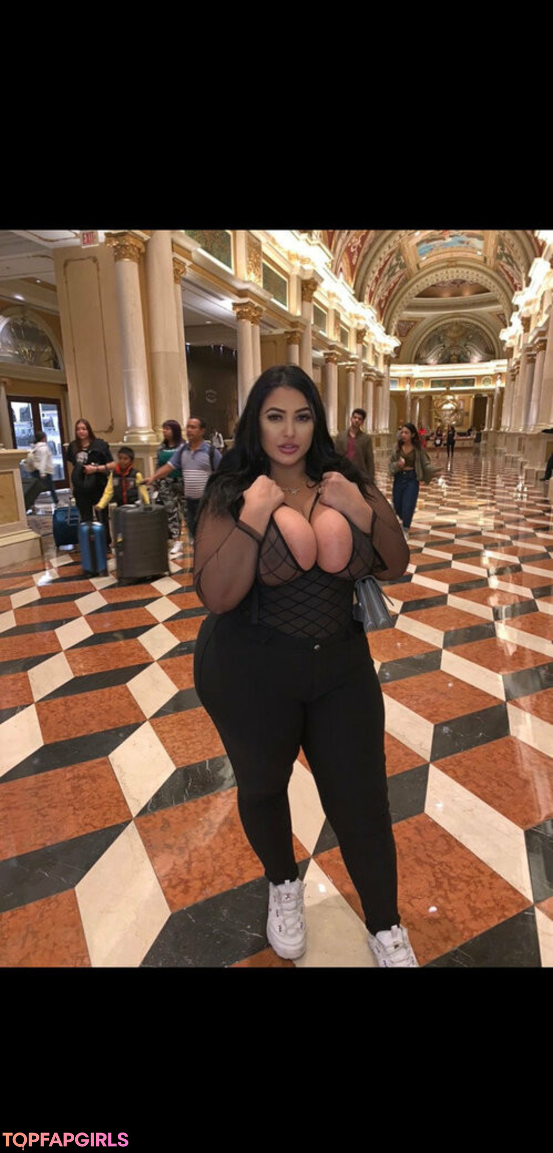 Photo nue de fuite OnlyFans de Realdiamonddoll #4 Photo nue de fuite OnlyFans de Realdiamonddoll #4