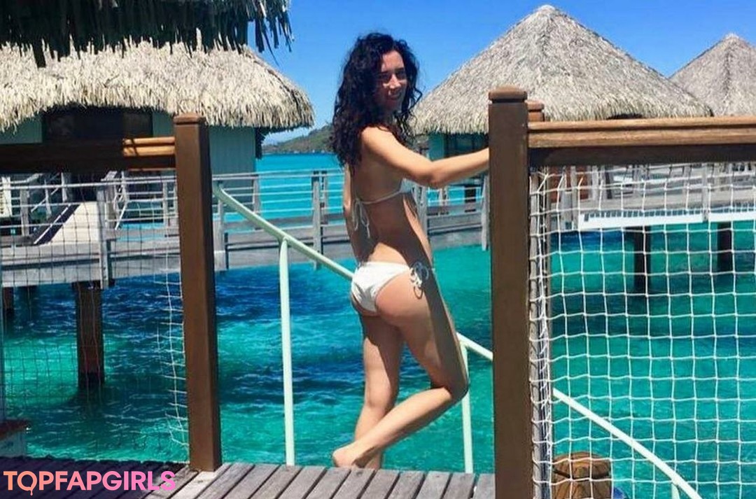 Photo nue de fuite OnlyFans de Valentina Imperatori #4 Photo nue de fuite OnlyFans de Valentina Imperatori #4