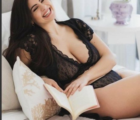 Photo nue de fuite OnlyFans de Paola Torrente