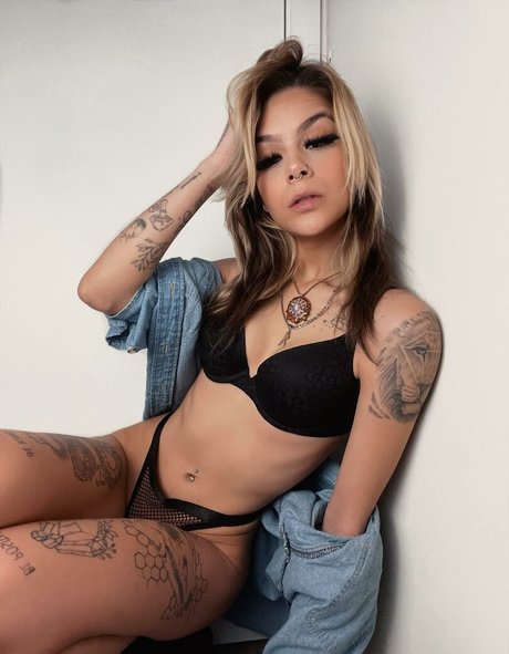 Photo nue de fuite OnlyFans de Pyxiedragon