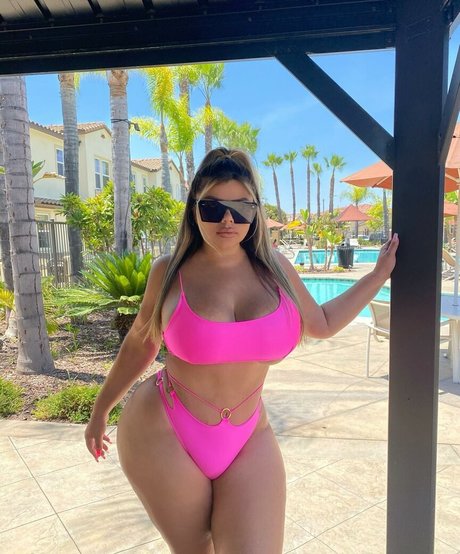 Photo nue de fuite OnlyFans de Michelle Mendez