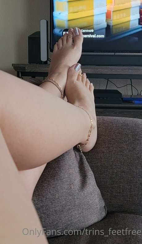 Trins_feetfree