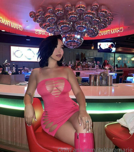 Photo nue de fuite OnlyFans de Kiara Marie