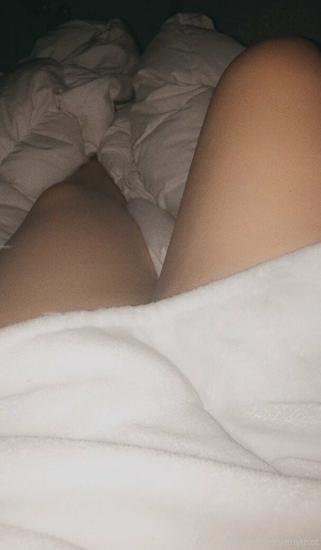 Photo nue de fuite OnlyFans de Jennabella