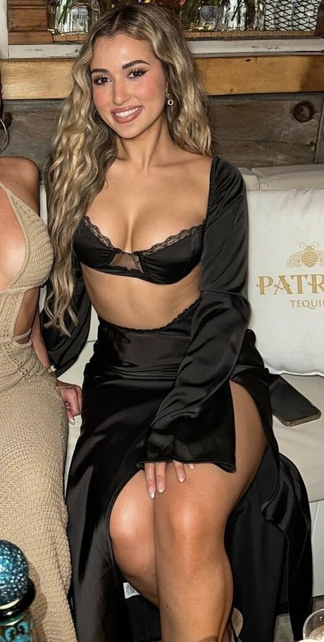 Photo nue de fuite OnlyFans de Rachel Santana