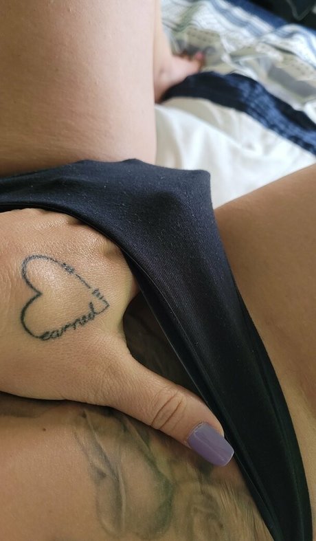 Photo nue de fuite OnlyFans de Asmrdailyroutine