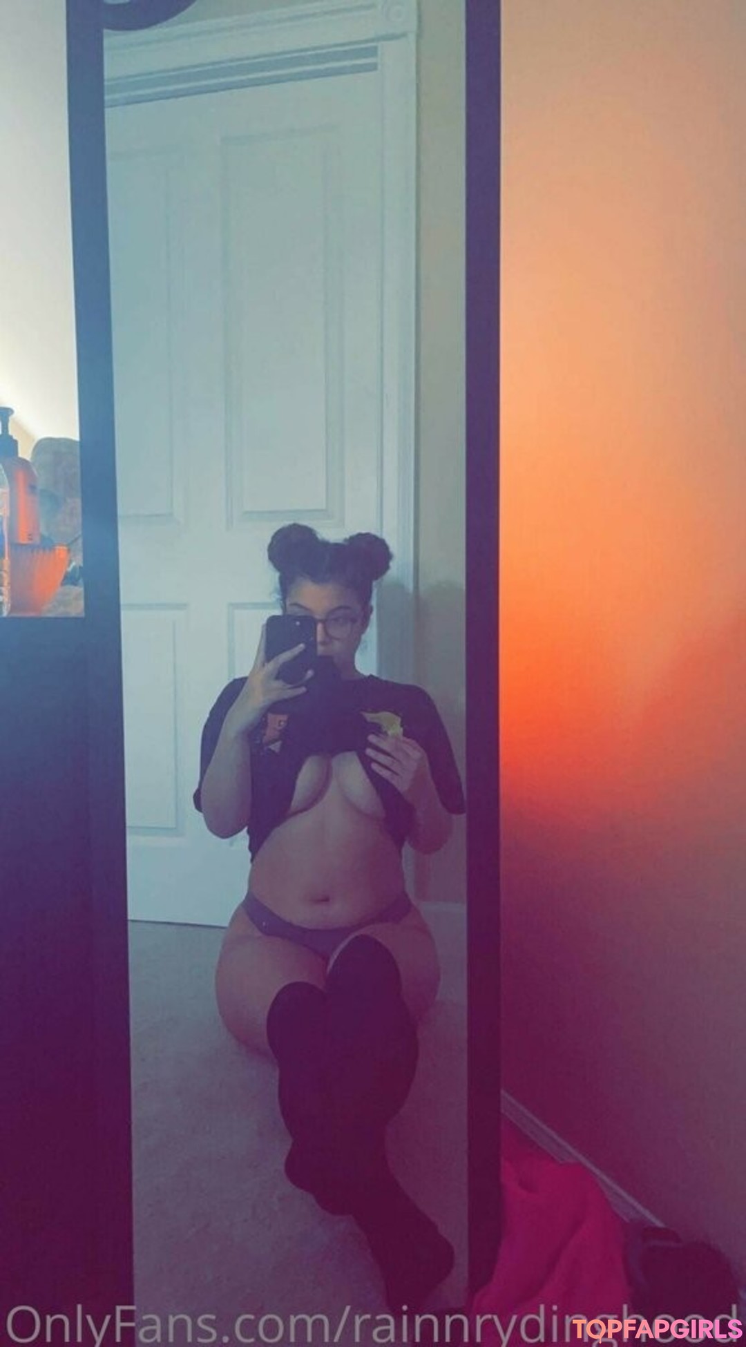 Photo nue de fuite OnlyFans de Rainnrydinghood #5 Photo nue de fuite OnlyFans de Rainnrydinghood #5