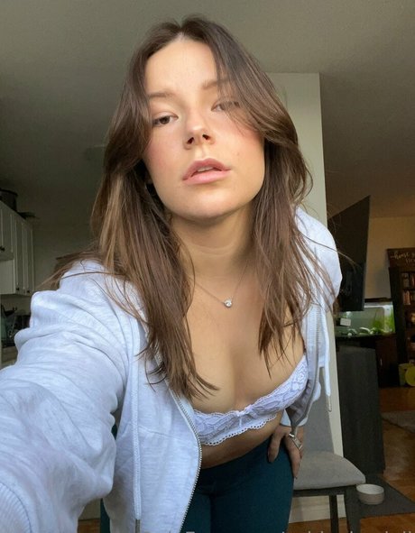 Ashleyisadoll