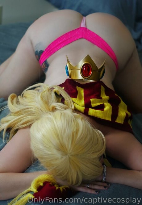 Captivecosplay