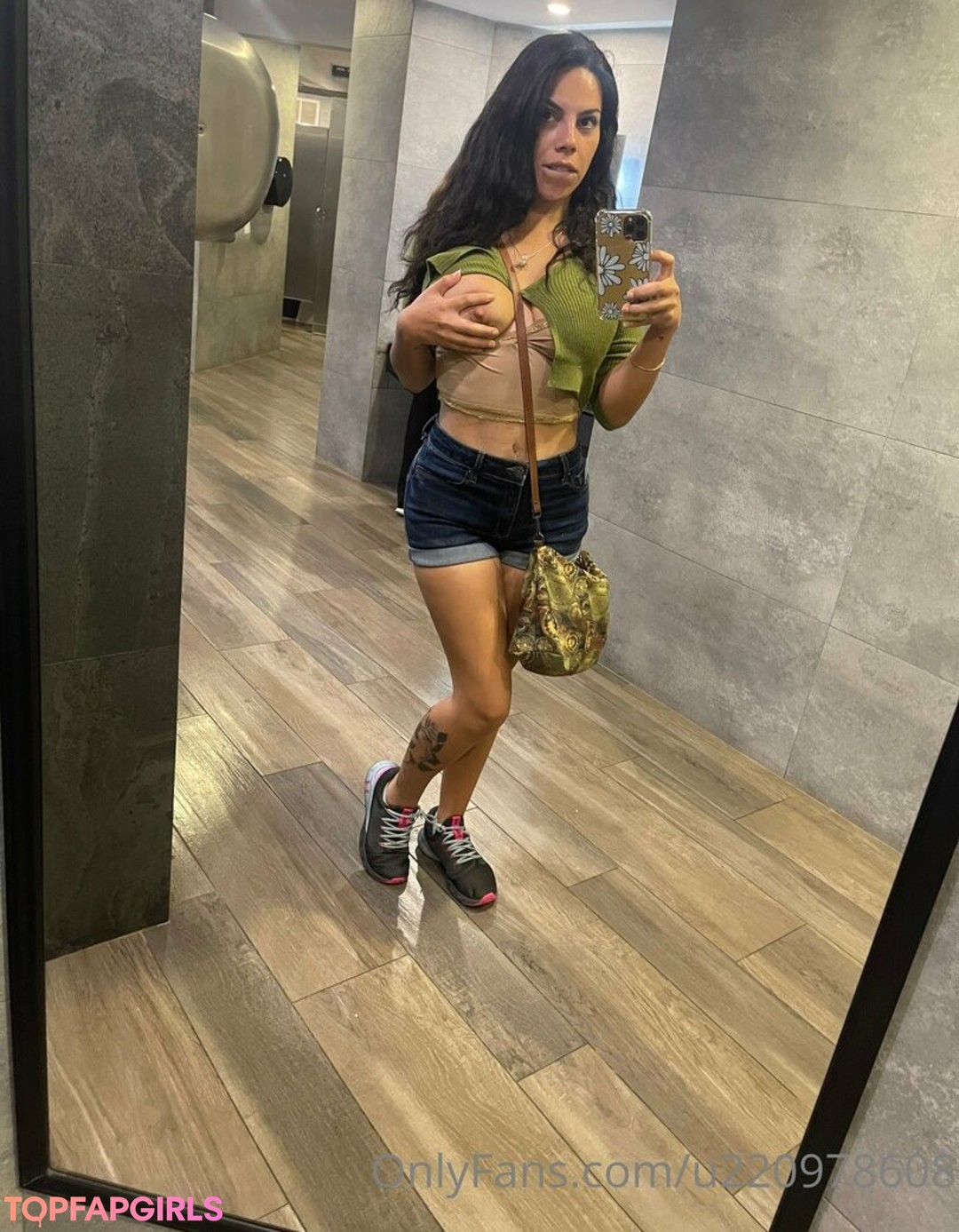 Photo nue de fuite OnlyFans de Lizbethoficial #42 Photo nue de fuite OnlyFans de Lizbethoficial #42