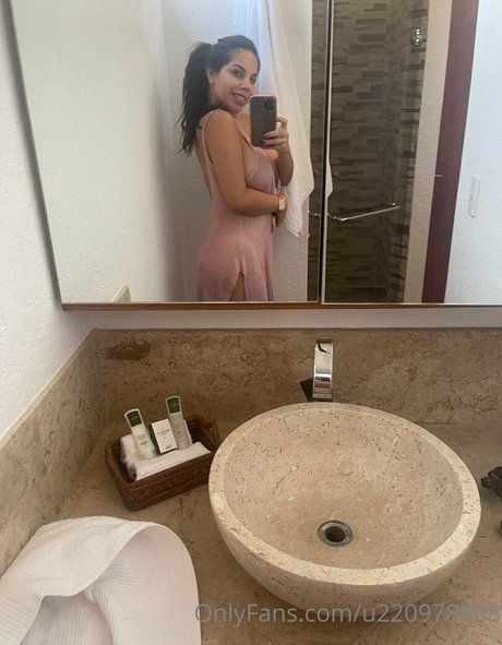 Photo nue de fuite OnlyFans de Lizbethoficial