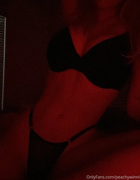 Photo nue de fuite OnlyFans de Fairiwinni