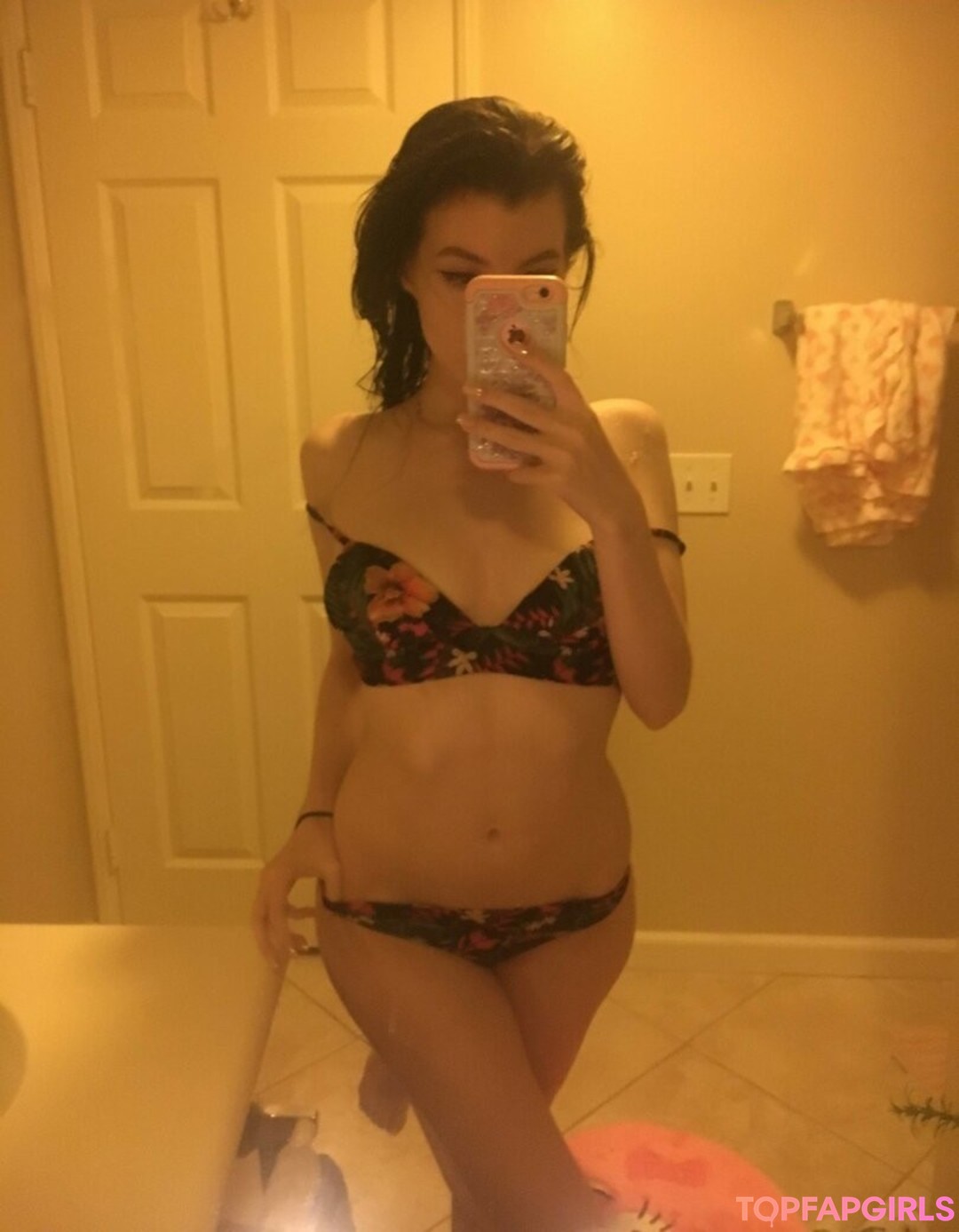 Photo nue de fuite OnlyFans de Elizabethreed #33 Photo nue de fuite OnlyFans de Elizabethreed #33