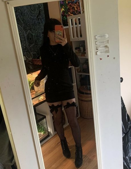 Photo nue de fuite OnlyFans de Rhiannnonrose