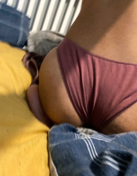 Photo nue de fuite OnlyFans de Davina Samra