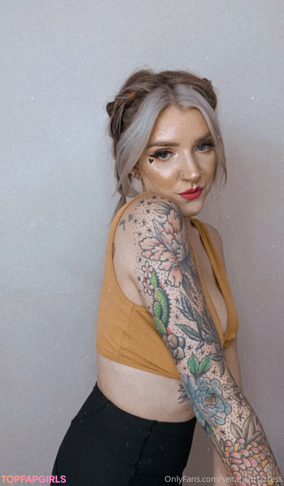 Photo nue de fuite OnlyFans de Seitansm1stress #89 Photo nue de fuite OnlyFans de Seitansm1stress #89