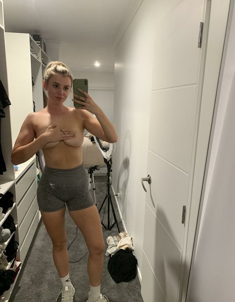Photo nue de fuite OnlyFans de Charsuncensored
