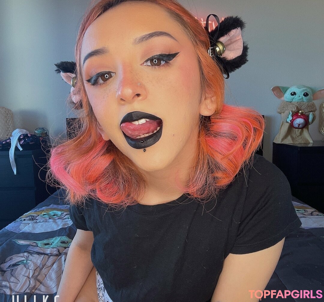 Photo nue de fuite OnlyFans de Tuttiifruttiibaby #19 Photo nue de fuite OnlyFans de Tuttiifruttiibaby #19