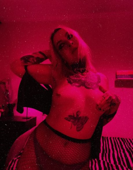 Photo nue de fuite OnlyFans de Dariamilk
