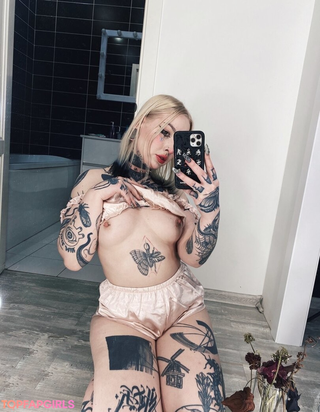Photo nue de fuite OnlyFans de Dariamilk #42 Photo nue de fuite OnlyFans de Dariamilk #42