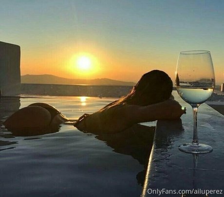 Photo nue de fuite OnlyFans de Ailuperez