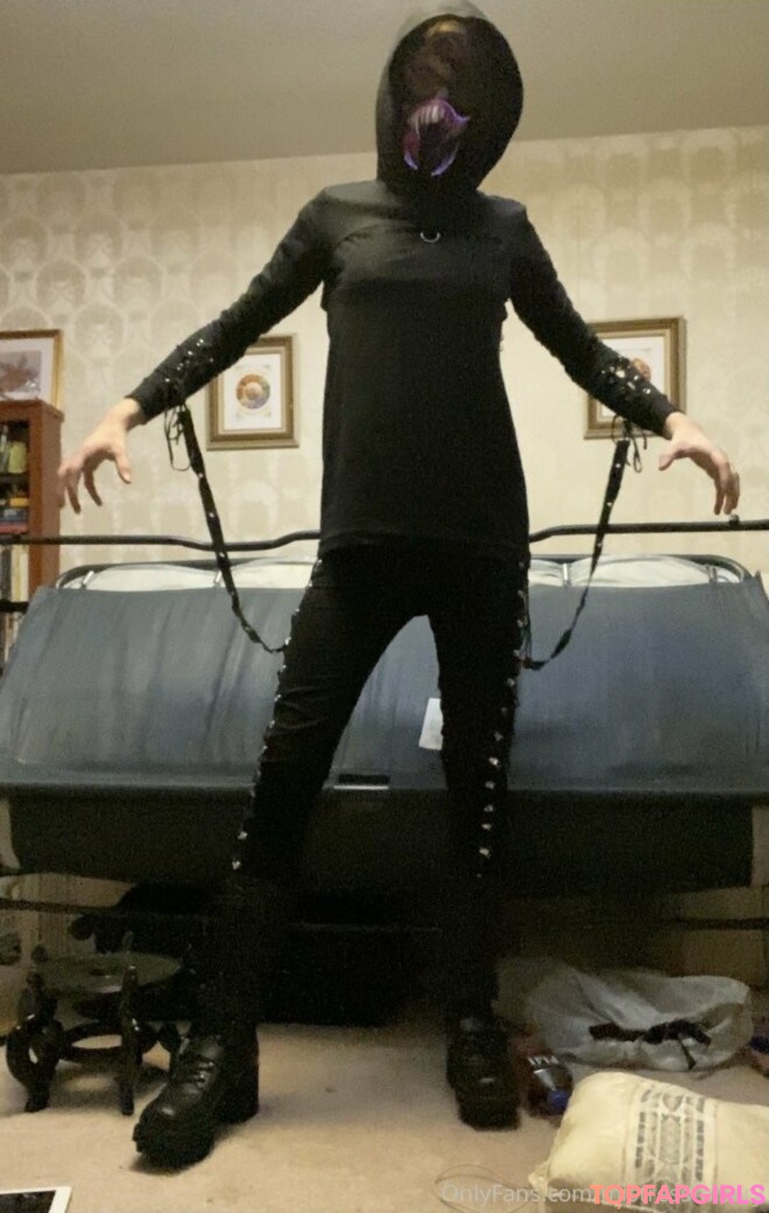 Photo nue de fuite OnlyFans de Mistressmisery #25 Photo nue de fuite OnlyFans de Mistressmisery #25