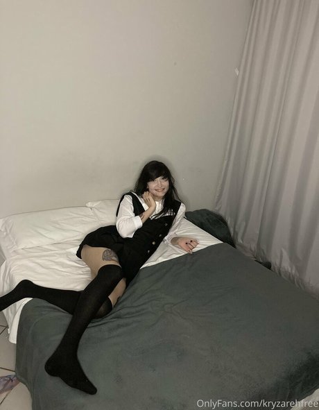 Photo nue de fuite OnlyFans de Kryzarehfree