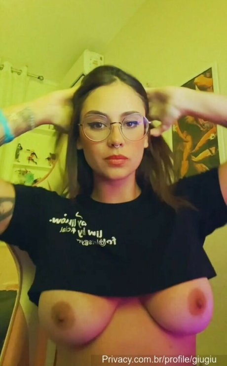 Photo nue de fuite OnlyFans de Giu Da Costa
