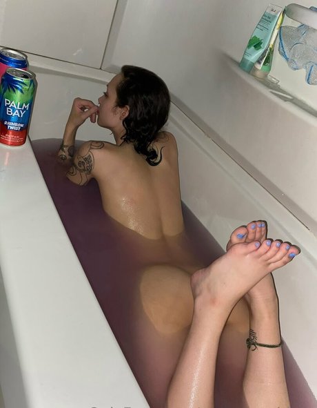Blossomingvixen