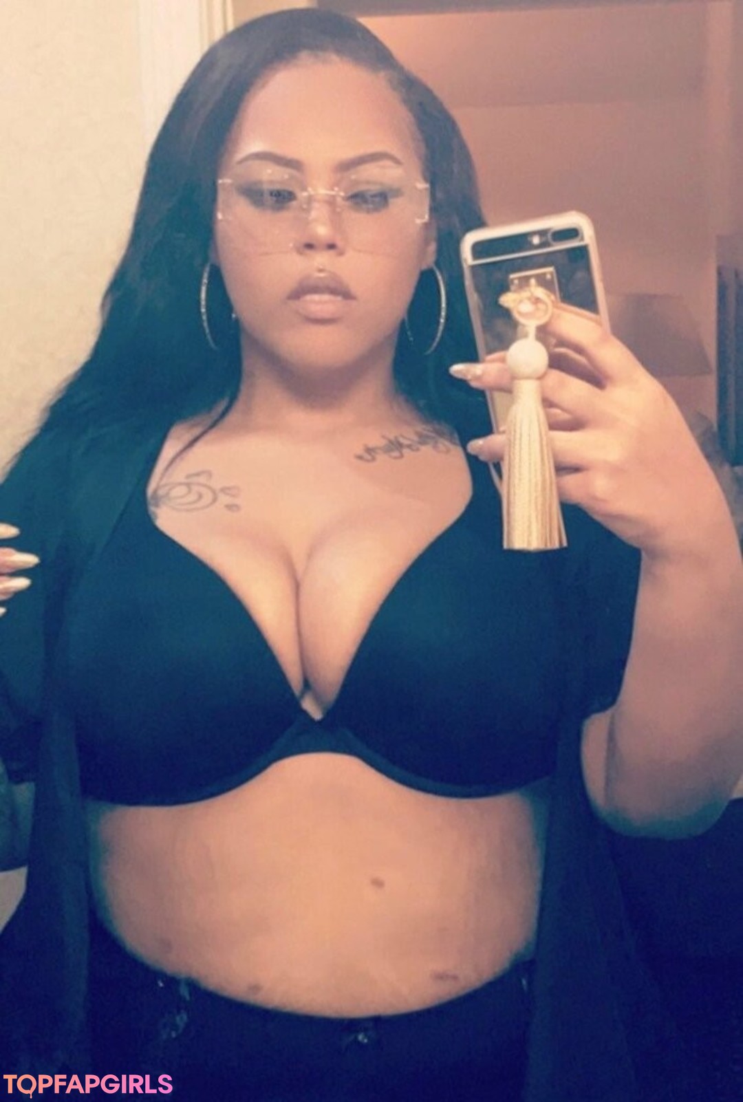 Photo nue de fuite OnlyFans de Ayannacharelle #7 Photo nue de fuite OnlyFans de Ayannacharelle #7