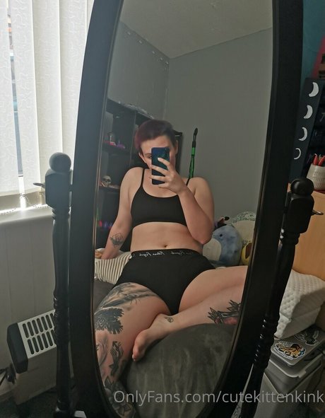Photo nue de fuite OnlyFans de Cutekittenkink