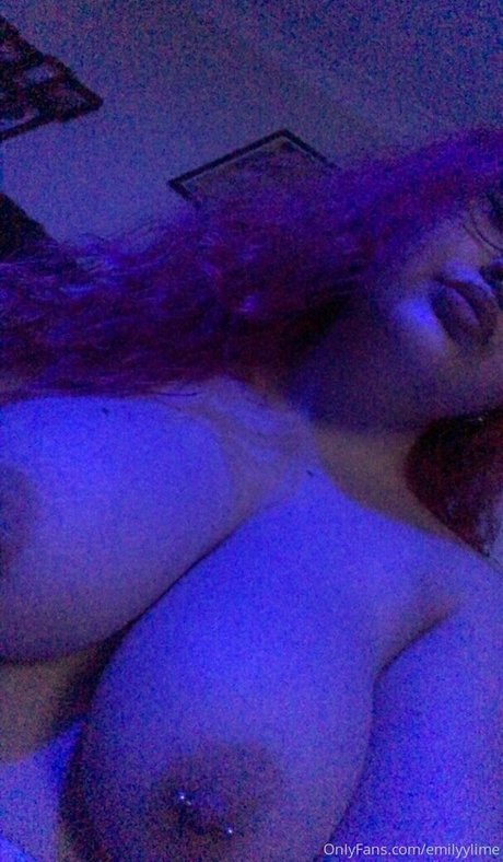 Photo nue de fuite OnlyFans de Emilyylime
