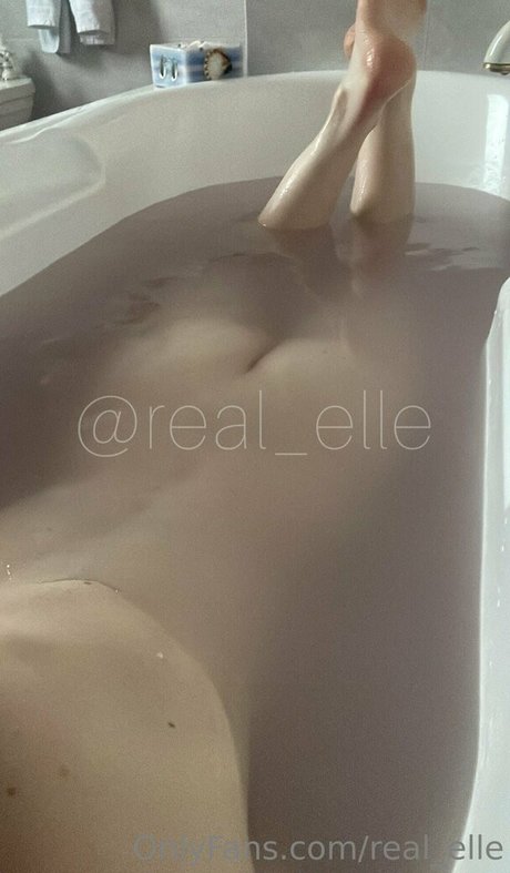Photo nue de fuite OnlyFans de Realelle