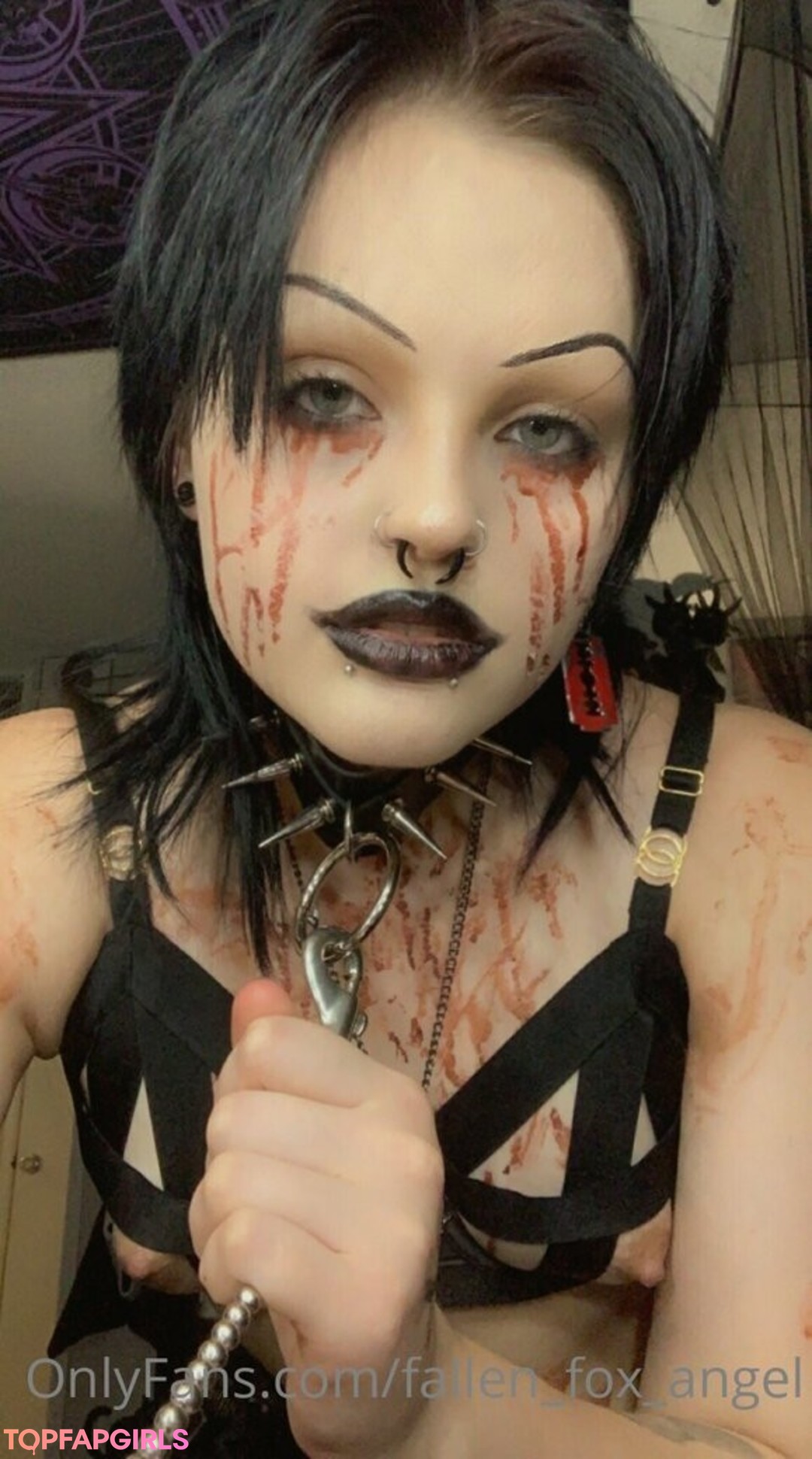 Photo nue de fuite OnlyFans de Fallenfoxangel #40 Photo nue de fuite OnlyFans de Fallenfoxangel #40