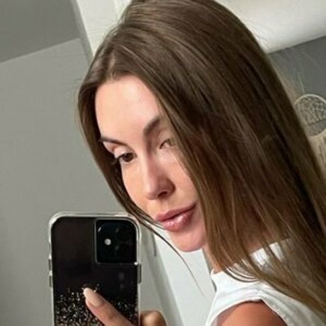 Photo nue de fuite OnlyFans de Carolinawhite54